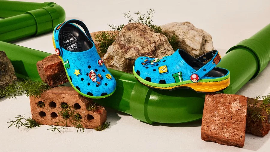 crocs.900x.jpg