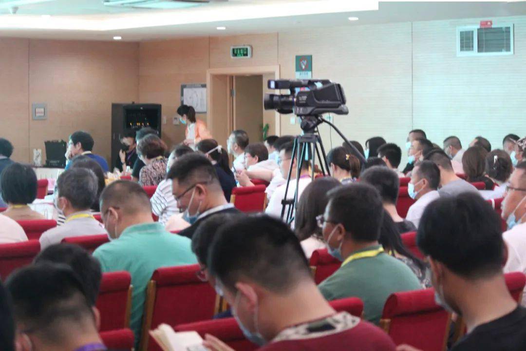 Switch的发音到底怎么读？别再念成思维奇了！