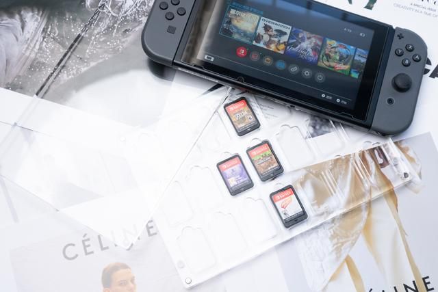 对于 Switch 玩家来说，一台主机配上几张游戏卡带，似乎就已经是快乐的源泉。但当你的游戏库越来越庞大，或者想找点新游戏来玩时，你会发现，手机上的几个辅助 App，真的能让游戏体验翻倍。